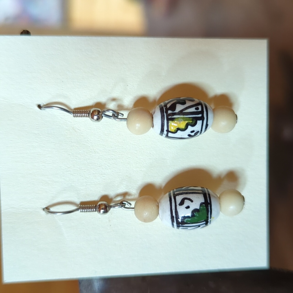 Mesa Verde Inspired Beaded Earrings.